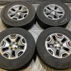 2013-2017 Jeep Wrangler JK Rubicon 17" OEM Wheels Rims w/ Tires / Set of 4 / JK007